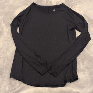 Black Long Sleeve Women's Athletic Top